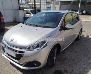 Peugeot 208 2017 - 82CV 115mil - C - ocasion!