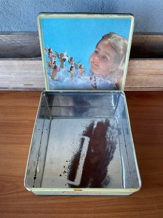 Scatola latta vintage Dolcezze Lazzaroni bambina