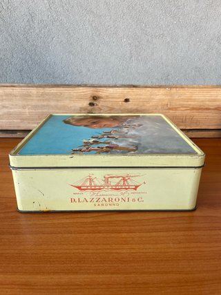 Scatola latta vintage Dolcezze Lazzaroni bambina