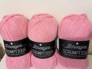 3 madejas de lana Scheepjes Scrumptious