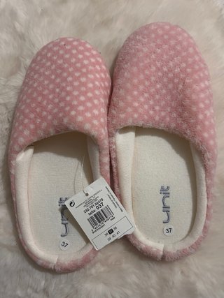 Zapatillas de casa rosas lunares talla 37