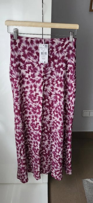 Falda Mango Estampada Talla XS/34 Nueva a estrenar