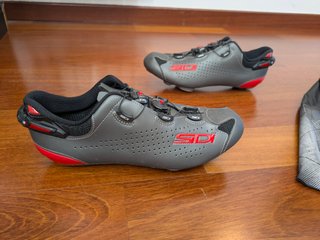 Zapatillas SIDI SHOT 2 talla 43 de segunda mano por 110 EUR en