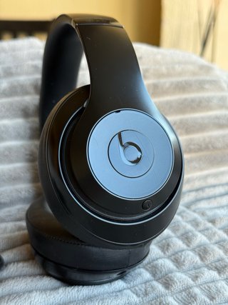 Auriculares Beats Studio3 Negros y Plateados
