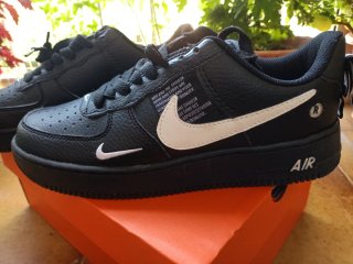 Nike Air Force 1 '07 LV8 Utility Negras