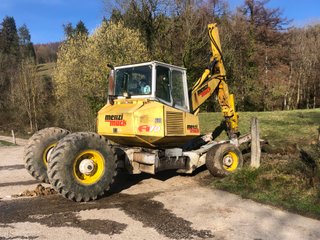 MENZI MUCK A70 T2