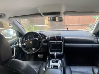 Porsche Cayenne 2003