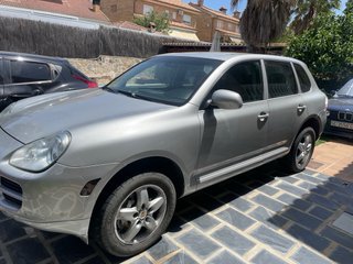 Porsche Cayenne 2003