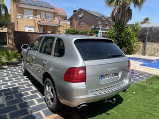 Porsche Cayenne 2003