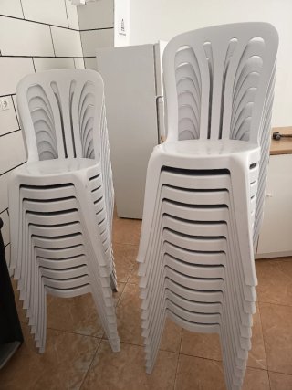 Sillas Garroxta Blancas Apilables 30 unidades