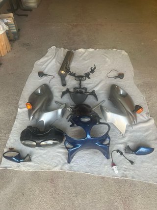 Suzuki SV 650 Naked Azul
