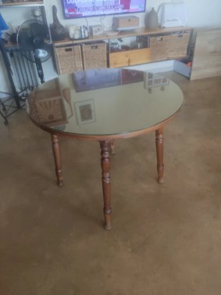 Mesa redonda de 90 cm con tapa de cristal