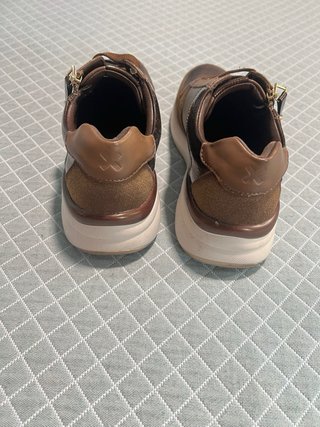 Zapatos Mujer Suela Alta Marrón y Dorado