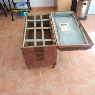 Baúl antiguo sin restaurar