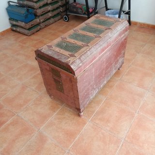 Baúl antiguo sin restaurar