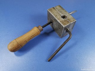 Molde para plomos de pesca