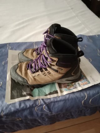 Botas senderismo montaña talla 42.5