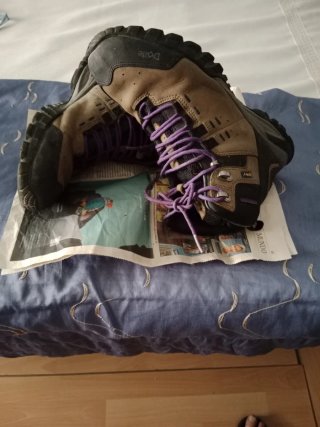 Botas senderismo montaña talla 42.5