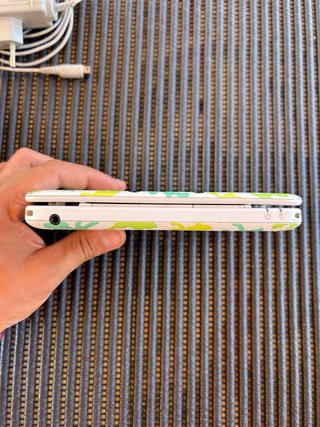 Nintendo 3DS XL Luigi