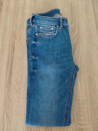 Pantalones vaqueros Zara azules
