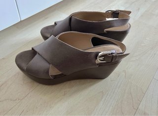Sandalias Geox Piel Plataforma Marrón