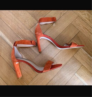 Sandalias Zara tacón naranja Talla 40