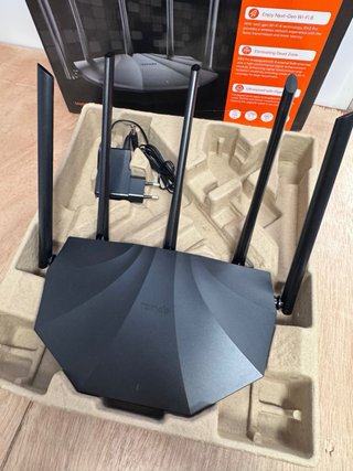 Router Tenda Wi-Fi 6