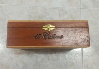 Caja de puros vacia Bering Casinos madera