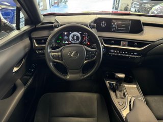 Lexus UX 2.0 250h Business