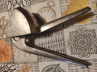 Schiacciapatate in alluminio anni settanta