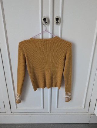 Jersey Pull&Bear amarillo talla M