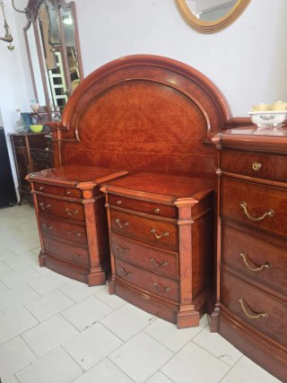 Conjunto dormitorio.