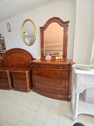 Conjunto dormitorio.