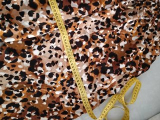 Pantalón Encuentro estampado animal print