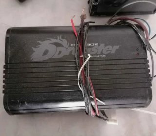 Subwoofer auto JBL + 2 amplificatori
