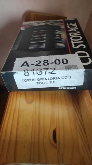 Torre CD MUSICPARK para 120 CDs