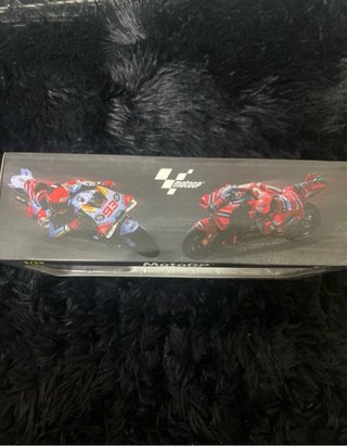 Maqueta Moto GP Petronas 1/12