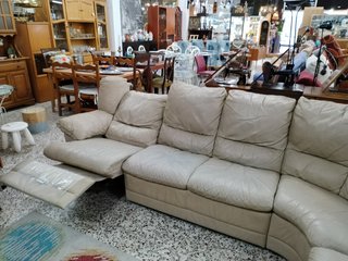 GRAN SOFA DE PIEL NATUZZI RINCONERO