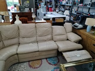 GRAN SOFA DE PIEL NATUZZI RINCONERO