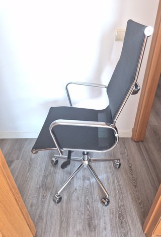 Silla Oficina DOMI Cromada y malla de fibra