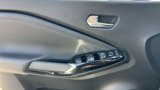Nissan Juke 1.0 DIG-T 84KW TEKNA 114 5P