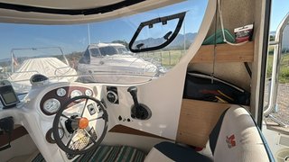 Barco de pesca Quicksilver Pilothouse