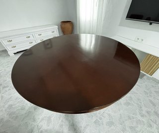Mesa comedor madera maciza con pedestal