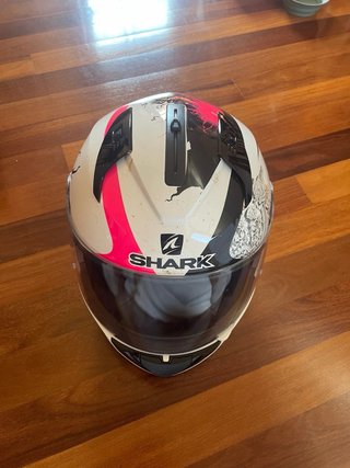 Casco Scorpion Negro y Amarillo + casco rosa y bla