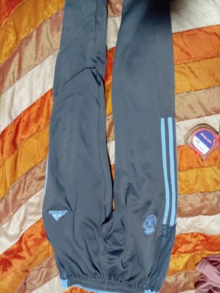 Pantalón Adidas Madrid Talla S