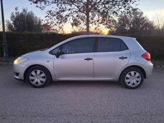 Toyota Auris 2006