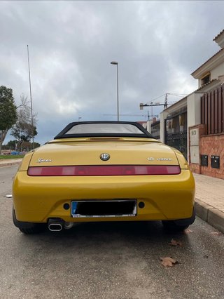 Alfa Romeo Spider 1998
