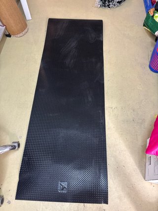 Esterilla negra antideslizante
