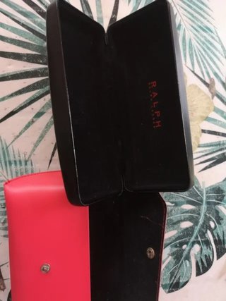 Dos Fundas Gafas Ralph Lauren y Carolina Herrera d