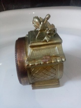 Reloj de PH MOUREY antiguo dorado